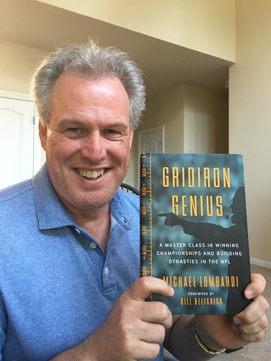 Gridiron Genius: A Master Class in Winning Championships and Building  Dynasties in the NFL: Lombardi, Michael, Belichick, Bill: 9780525573814:  : Books