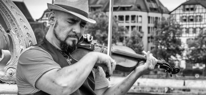 Street, Musician